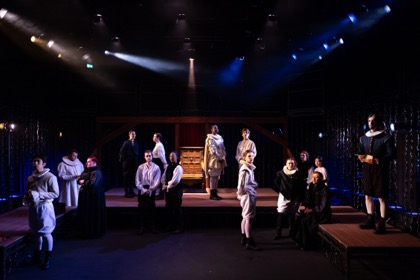 Mary Stuart — production photo 5